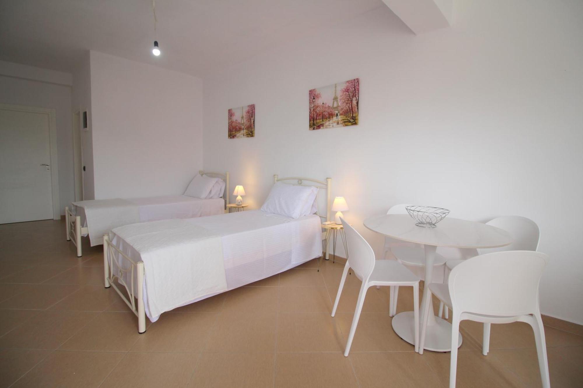 Nefeli'S Apartment Himarë Dış mekan fotoğraf