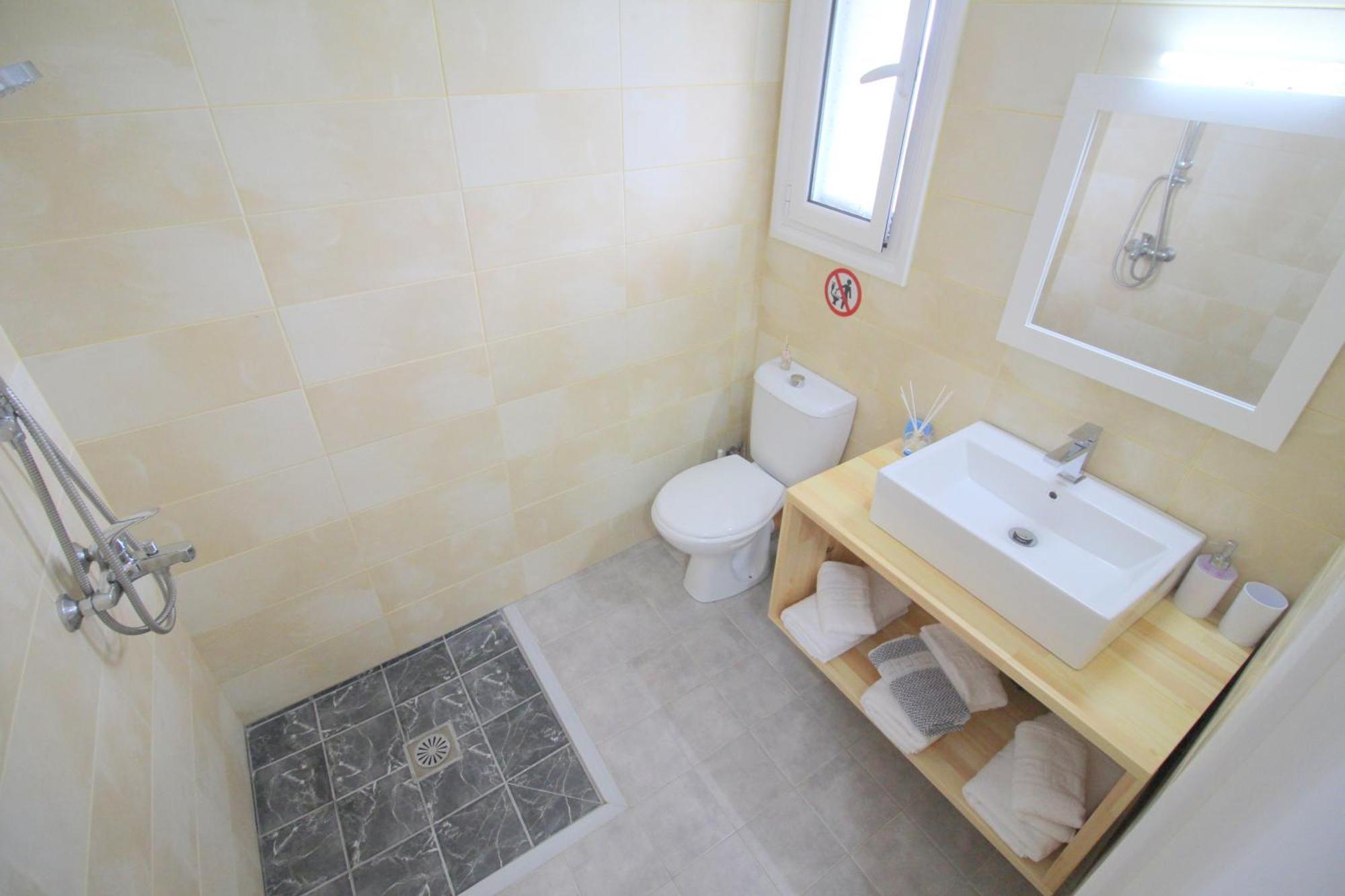Nefeli'S Apartment Himarë Dış mekan fotoğraf