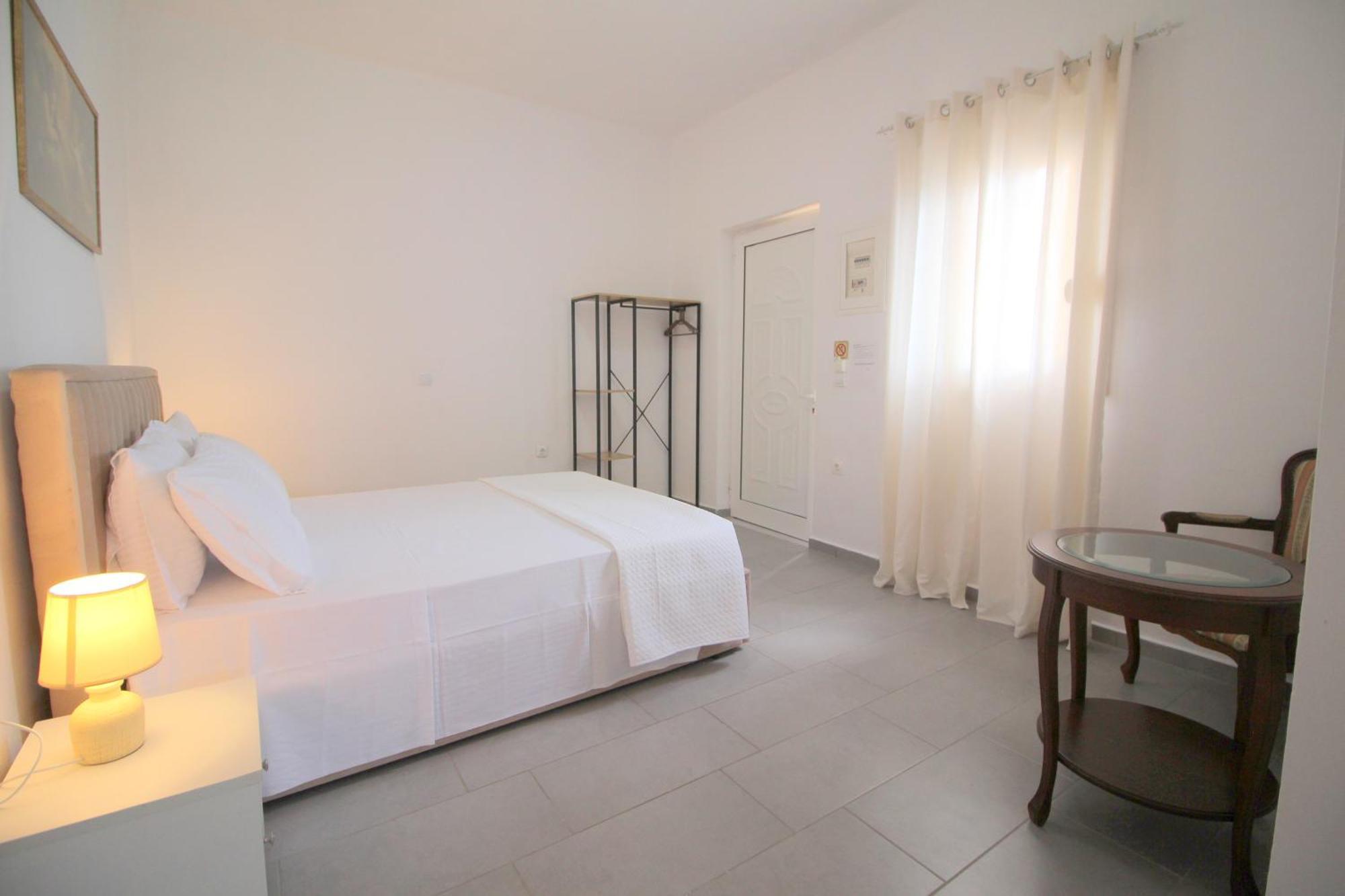 Nefeli'S Apartment Himarë Dış mekan fotoğraf
